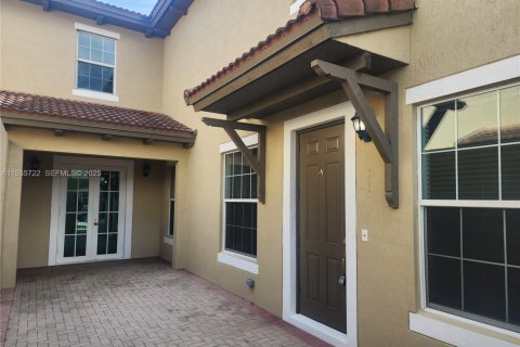 Adosado en alquiler en Pembroke Pines, Florida, 3 dormitorios, 213.68 m2 № 1993850 - foto 20