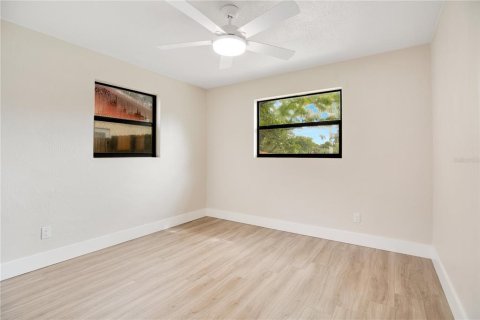 Villa ou maison à vendre à Daytona Beach, Floride: 3 chambres, 154.59 m2 № 2413691 - photo 15