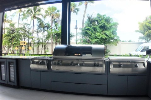 Купить виллу или дом в Дорал, Флорида 1 комната, 209.68м2, № 1965786 - фото 16