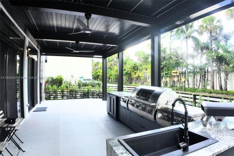 Купить виллу или дом в Дорал, Флорида 1 комната, 209.68м2, № 1965786 - фото 4