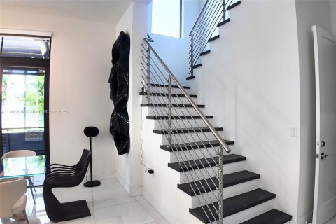 Купить виллу или дом в Дорал, Флорида 1 комната, 209.68м2, № 1965786 - фото 21