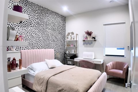 Купить виллу или дом в Дорал, Флорида 1 комната, 209.68м2, № 1965786 - фото 9