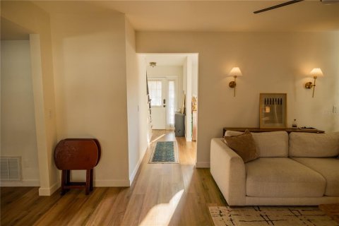 Casa en venta en Valrico, Florida, 3 dormitorios, 177.16 m2 № 2166820 - foto 9