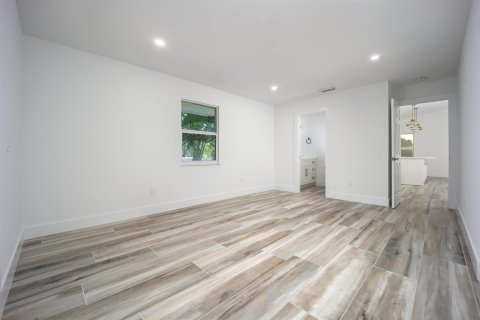 Villa ou maison à vendre à St. Lucie, Floride: 3 chambres, 144.93 m2 № 2395101 - photo 13