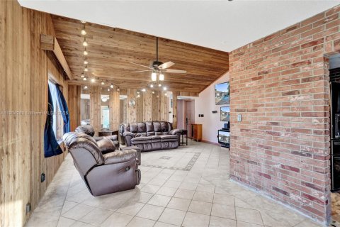 Villa ou maison à vendre à Sunrise, Floride: 3 chambres, 111.48 m2 № 1972687 - photo 10