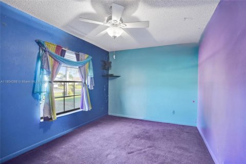 Villa ou maison à vendre à Sunrise, Floride: 3 chambres, 111.48 m2 № 1972687 - photo 21