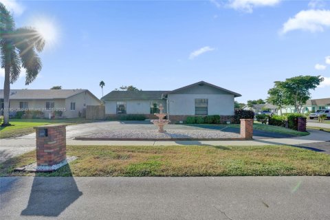 Villa ou maison à vendre à Sunrise, Floride: 3 chambres, 111.48 m2 № 1972687 - photo 28