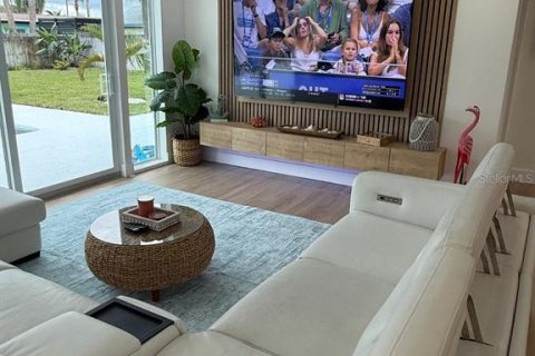 Villa ou maison à louer à Satellite Beach, Floride: 4 chambres, 141.21 m2 № 2386805 - photo 4