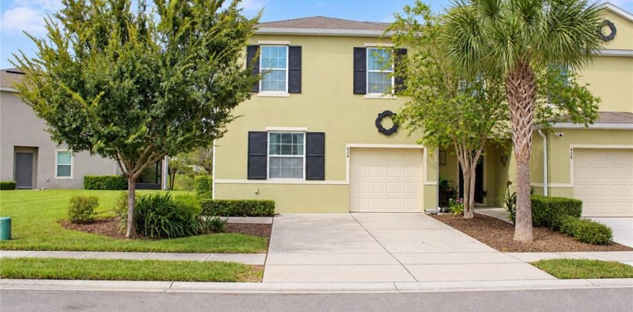 Touwnhouse à Davenport, Floride 3 chambres, 159.79 m2 № 2405345