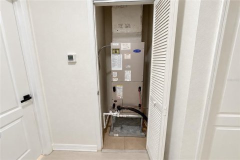 Touwnhouse à vendre à Davenport, Floride: 3 chambres, 159.79 m2 № 2405345 - photo 13