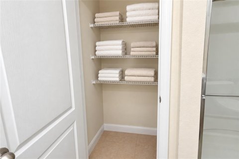 Touwnhouse à vendre à Davenport, Floride: 3 chambres, 159.79 m2 № 2405345 - photo 17
