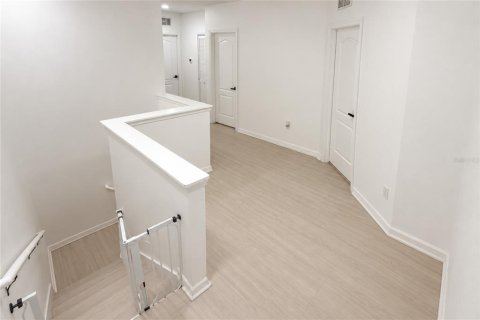 Touwnhouse à vendre à Davenport, Floride: 3 chambres, 159.79 m2 № 2405345 - photo 10