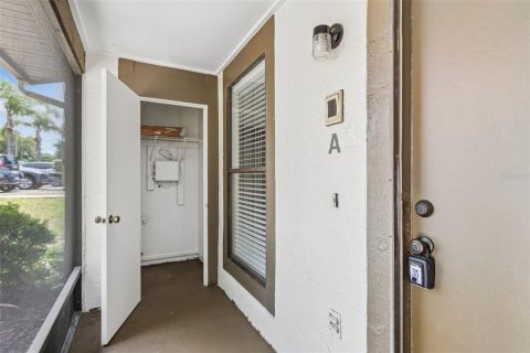 Villa ou maison à louer à Palm Harbor, Floride: 2 chambres, 95.69 m2 № 2096911 - photo 7