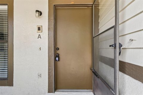 Villa ou maison à louer à Palm Harbor, Floride: 2 chambres, 95.69 m2 № 2096911 - photo 5