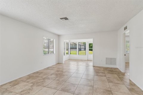 Villa ou maison à louer à Palm Harbor, Floride: 2 chambres, 95.69 m2 № 2096911 - photo 23