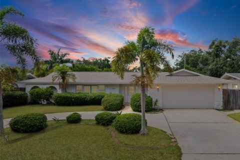 Villa ou maison à Largo, Floride 4 chambres, 187.94 m2 № 2409791