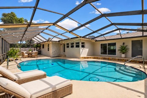 Casa en venta en Largo, Florida, 4 dormitorios, 187.94 m2 № 2409791 - foto 2