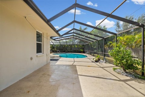 Casa en venta en Largo, Florida, 4 dormitorios, 187.94 m2 № 2409791 - foto 30