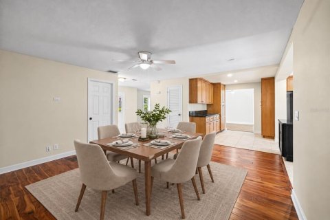 Casa en venta en Largo, Florida, 4 dormitorios, 187.94 m2 № 2409791 - foto 21