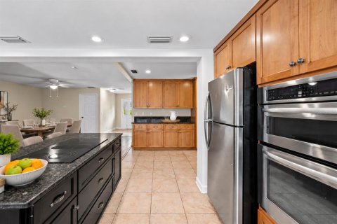 Casa en venta en Largo, Florida, 4 dormitorios, 187.94 m2 № 2409791 - foto 26