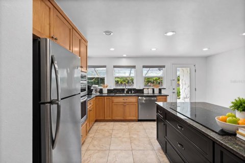 Casa en venta en Largo, Florida, 4 dormitorios, 187.94 m2 № 2409791 - foto 24