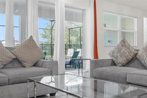 Casa en venta en Kissimmee, Florida, 9 dormitorios, 448.53 m2 № 2157444 - foto 17