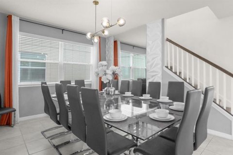 Casa en venta en Kissimmee, Florida, 9 dormitorios, 448.53 m2 № 2157444 - foto 20
