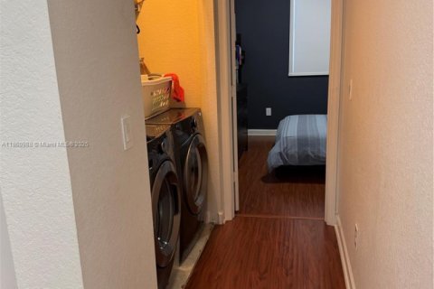 Adosado en venta en Doral, Florida, 3 dormitorios, 173.82 m2 № 1890681 - foto 14
