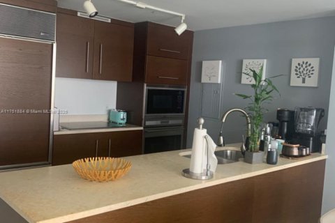 Copropriété à louer à Miami, Floride: 2 chambres, 121.98 m2 № 1867862 - photo 7