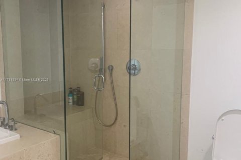Copropriété à louer à Miami, Floride: 2 chambres, 121.98 m2 № 1867862 - photo 14