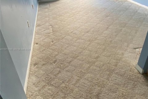 Condominio en venta en Miami Beach, Florida, 1 dormitorio, 79.34 m2 № 2038739 - foto 9