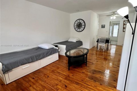 Appartement à louer à Miami Beach, Floride: 40.88 m2 № 1985947 - photo 2