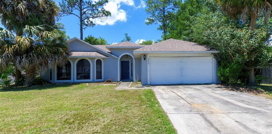 House in Deltona, Florida 3 bedrooms, 144.83 sq.m. № 2205621