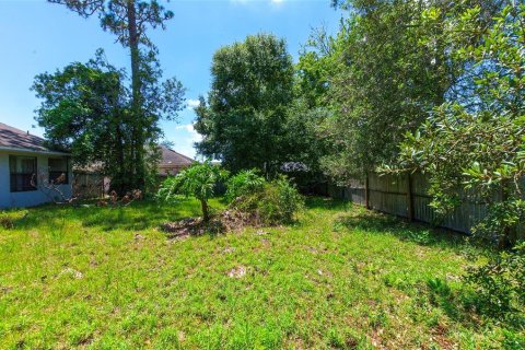 House in Deltona, Florida 3 bedrooms, 144.83 sq.m. № 2205621 - photo 5