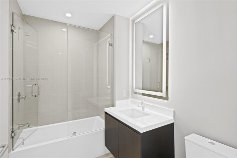 Купить кондоминиум в Майами, Флорида 5 спален, 605.07м2, № 1984951 - фото 26