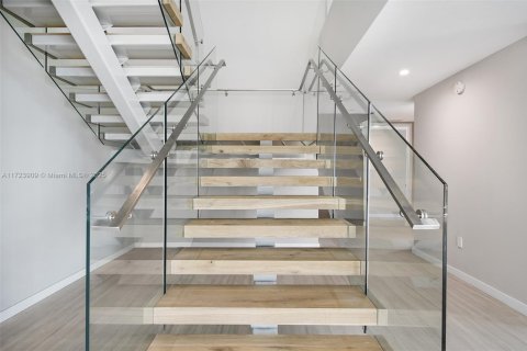 Купить кондоминиум в Майами, Флорида 5 спален, 605.07м2, № 1984951 - фото 10