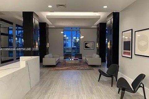 Condominio en venta en Hollywood, Florida, 2 dormitorios, 113.34 m2 № 2020754 - foto 3