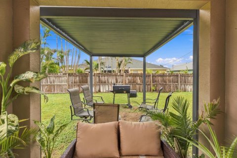 Casa en venta en Port St. Lucie, Florida, 4 dormitorios, 178 m2 № 2413105 - foto 24