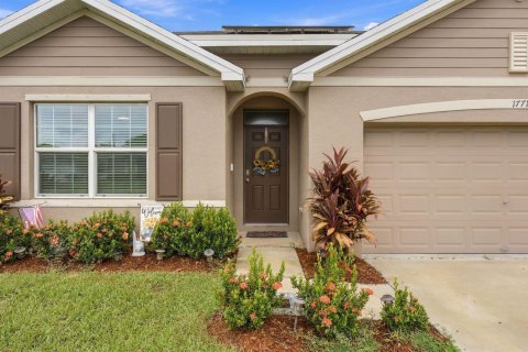 Casa en venta en Port St. Lucie, Florida, 4 dormitorios, 178 m2 № 2413105 - foto 3