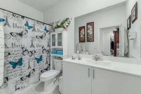 Купить таунхаус в Хомстед, Флорида 3 спальни, 149.76м2, № 2007826 - фото 17