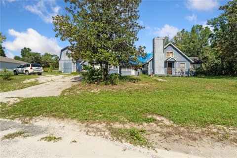 House in Orange City, Florida 4 bedrooms, 95.88 sq.m. № 1881361 - photo 21