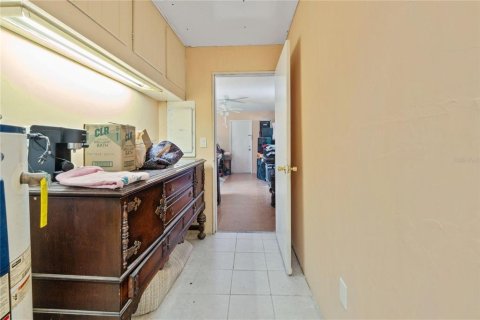 House in Orange City, Florida 4 bedrooms, 95.88 sq.m. № 1881361 - photo 11
