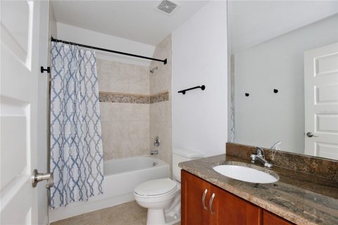 Casa en alquiler en Orlando, Florida, 3 dormitorios, 118.45 m2 № 1901697 - foto 18