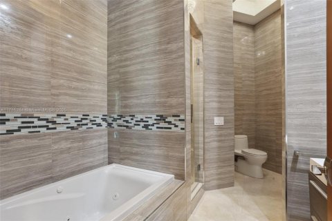 Villa ou maison à vendre à Pinecrest, Floride: 7 chambres, 920.85 m2 № 2024935 - photo 22