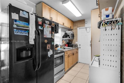 House in Fort Lauderdale, Florida 2 bedrooms, 58.06 sq.m. № 1994629 - photo 14