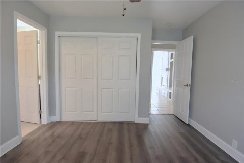 Villa ou maison à vendre à Palm Harbor, Floride: 5 chambres, 308.06 m2 № 2206942 - photo 26