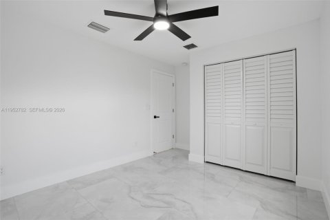 Immobilier commercial à vendre à Miami, Floride: 204.38 m2 № 2008492 - photo 26