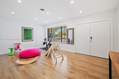 Villa ou maison à vendre à North Miami Beach, Floride: 4 chambres, 160.81 m2 № 2035307 - photo 7
