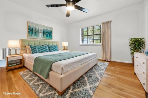 Villa ou maison à vendre à North Miami Beach, Floride: 4 chambres, 160.81 m2 № 2035307 - photo 20