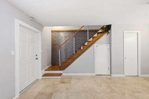 Condominio en venta en Wilton Manors, Florida, 2 dormitorios, 71.53 m2 № 2189799 - foto 12
